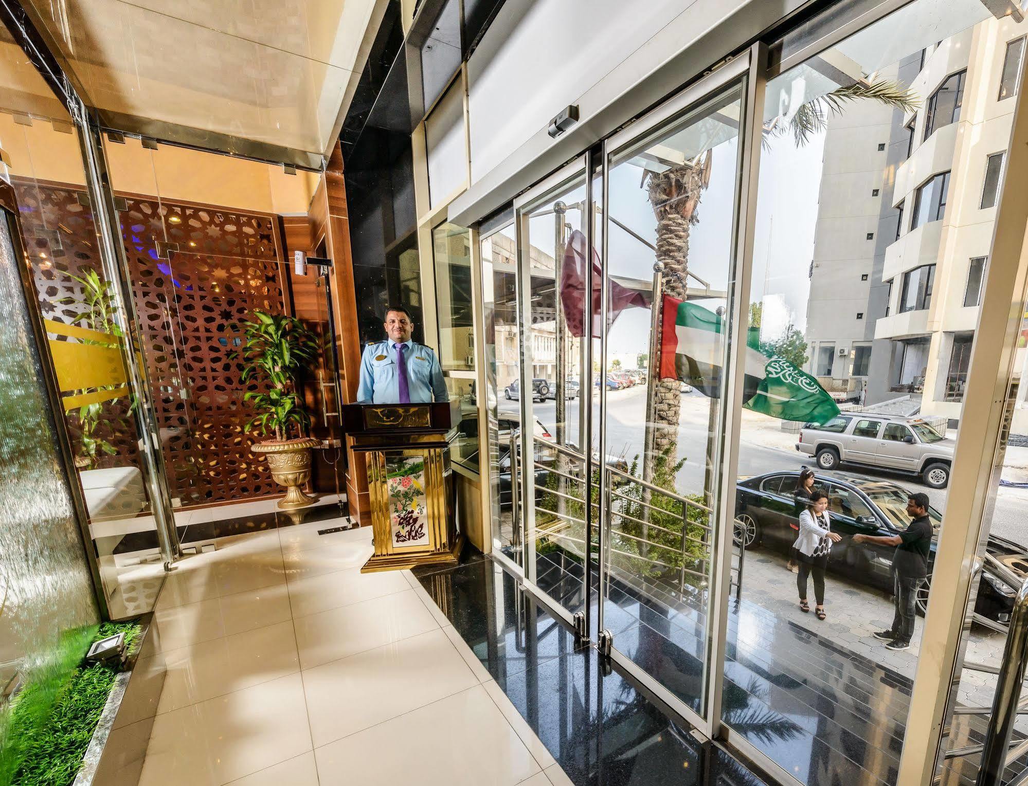 כוויית Bravo Royal Hotel Suites מראה חיצוני תמונה